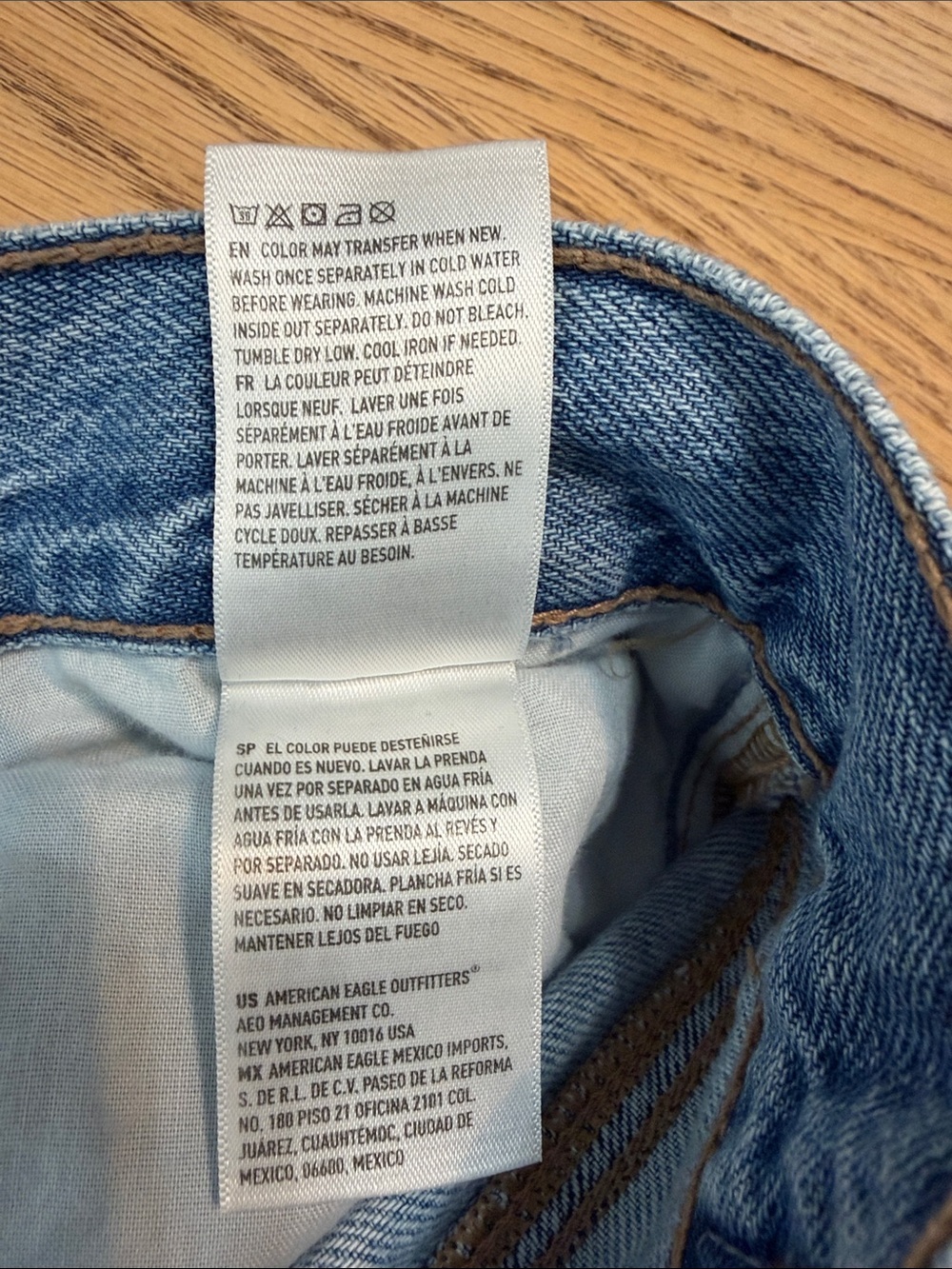 American Eagle Outfitters Skater Two Toned Wide-Leg Distressed Jeans 12 - Picture 13 of 13